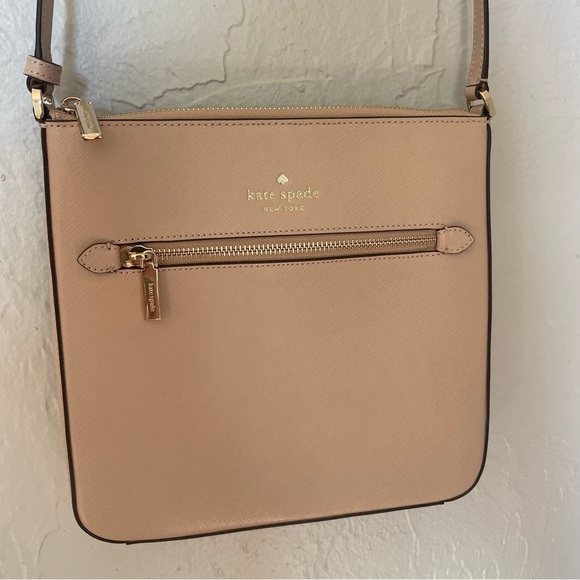 Kate Spade Sadie North Sourh Peony Blossom Saffiano Leather Crossbody Bag NWOT - Picture 4 of 11